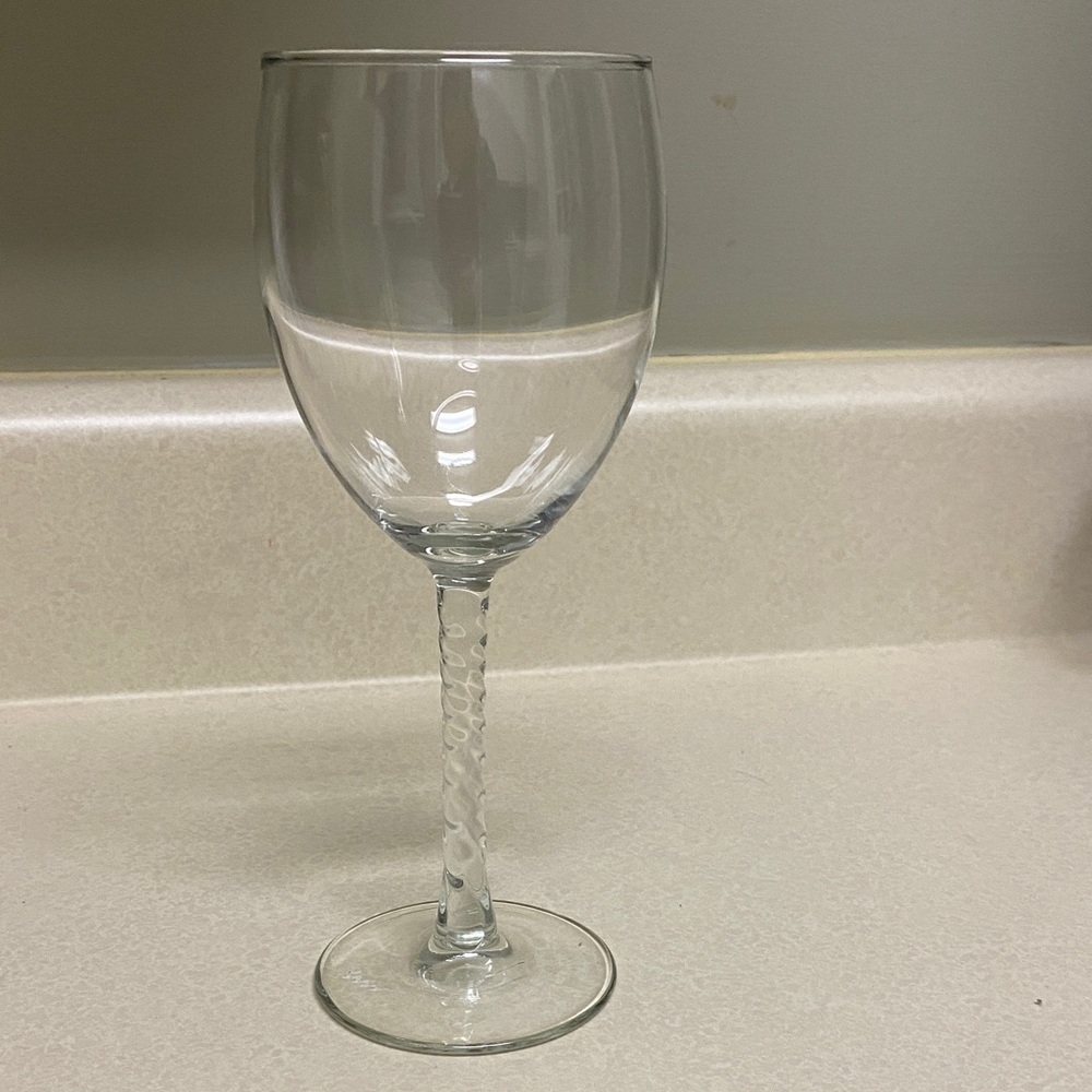 Source Unknown Clear Wine Glass with Textured Stem